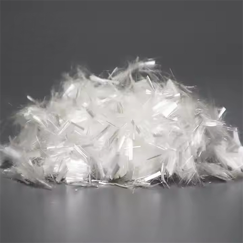 The Key Differences Between Nylon, Polyester, Acrylic, Vinylon, Polypropylene, and Polyvinyl Chloride (PVC) Fibers插图3 Acrylic (Polyacrylonitrile Fiber)
